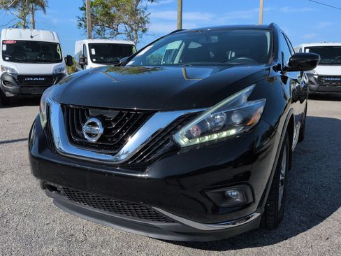 Used 2018 Nissan Murano SV AWD/4WD image 9