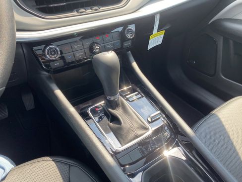 New 2024 Jeep Compass Limited w/ Elite Group image 25