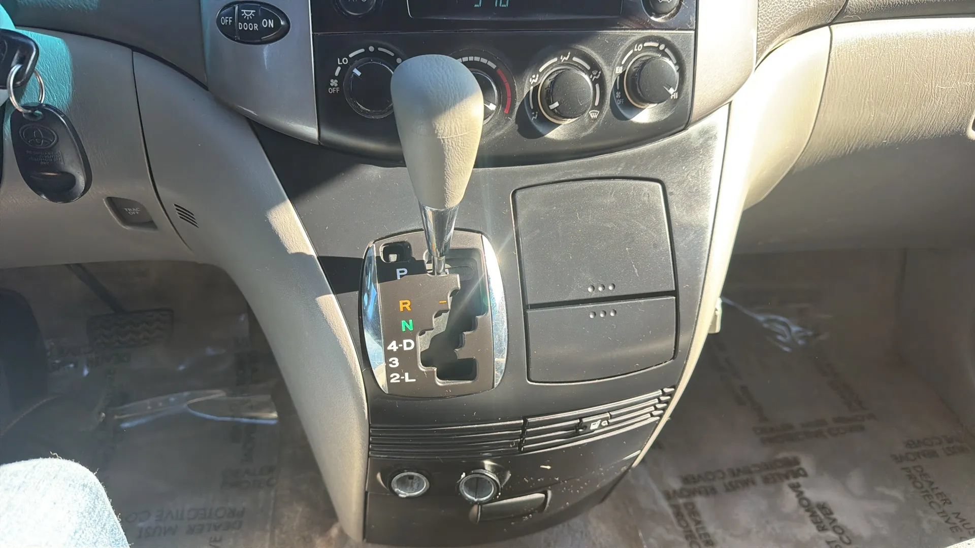 Used 2008 Toyota Sienna CE FWD image 14