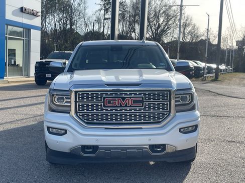 Used 2018 GMC Sierra 1500 Denali w/ Denali Ultimate Package image 10