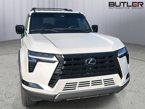 Certified 2025 Lexus GX 550 AWD/4WD image 5