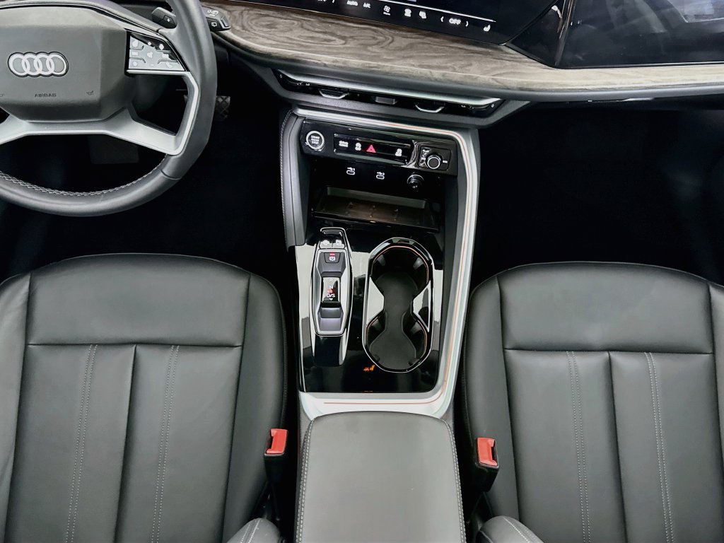 Certified 2025 Audi Q5 Premium w/ Premium Plus AWD/4WD image 16