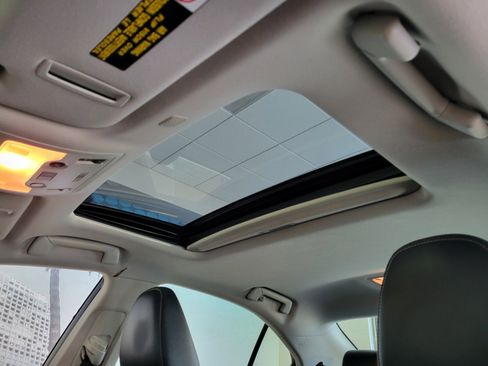 Used 2020 Lexus IS 300 w/ Premium Package image 12