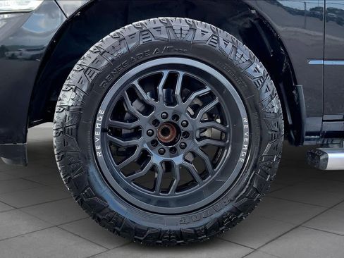 Used 2016 RAM 1500 Limited image 10