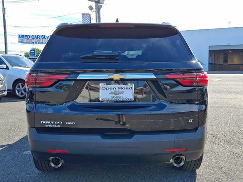 Used 2023 Chevrolet Traverse LT AWD/4WD image 6