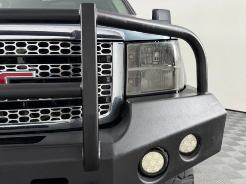 Used 2011 GMC Sierra 3500 Denali AWD/4WD image 5