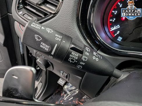 Used 2025 Dodge Durango GT AWD/4WD image 21
