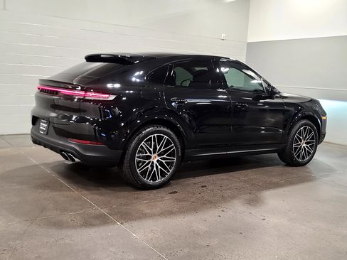 New 2026 Porsche Cayenne Coupe image 7