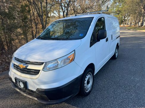 Used 2017 Chevrolet City Express LT image 4