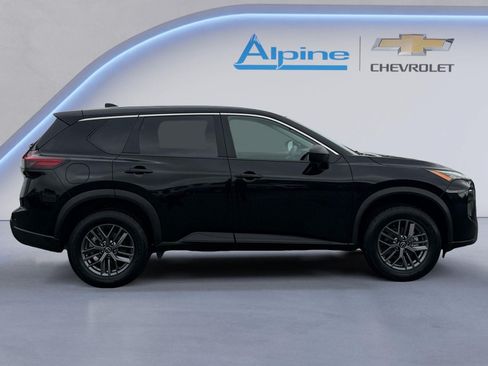 Used 2024 Nissan Rogue S AWD/4WD image 6