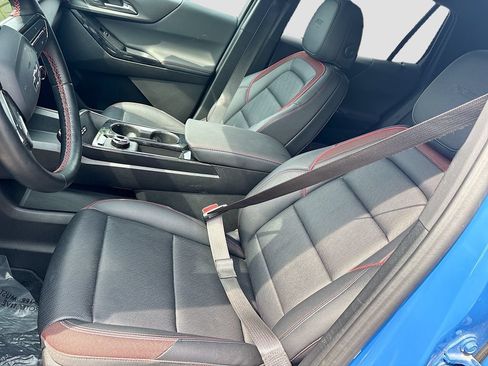 Used 2025 Chevrolet Equinox RS w/ Convenience Package III AWD/4WD image 21