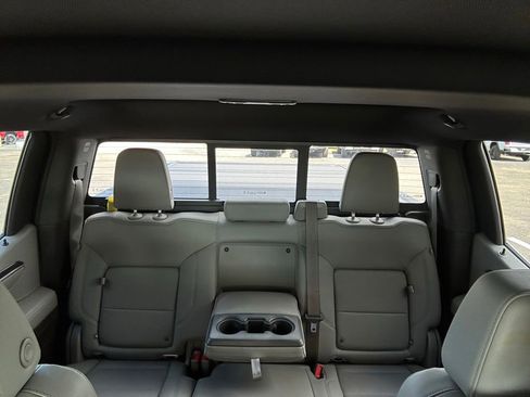 Used 2024 Chevrolet Silverado 1500 LTZ AWD/4WD image 26