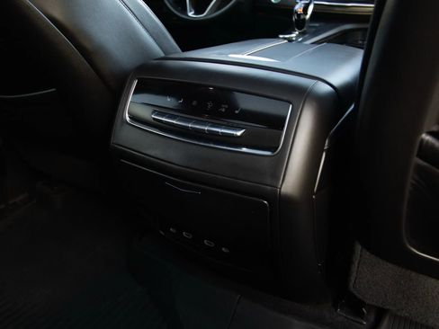 Used 2023 Cadillac Escalade Sport Platinum image 40