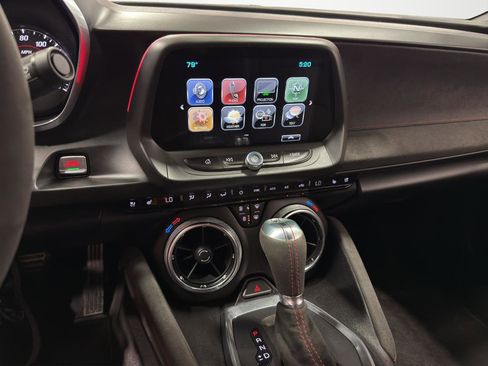 Used 2018 Chevrolet Camaro ZL1 RWD image 17