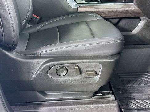 Used 2024 Chevrolet Silverado 3500 LTZ image 24