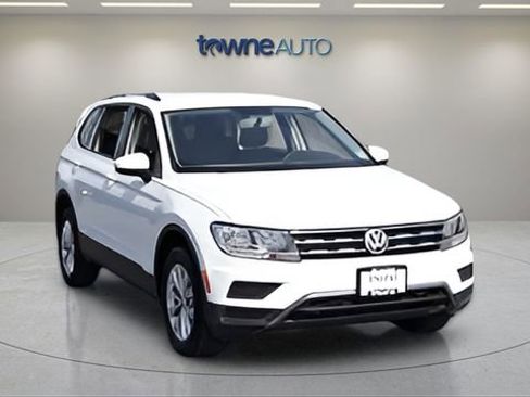 Used 2019 Volkswagen Tiguan S w/ 3rd Row Seat Package image 9