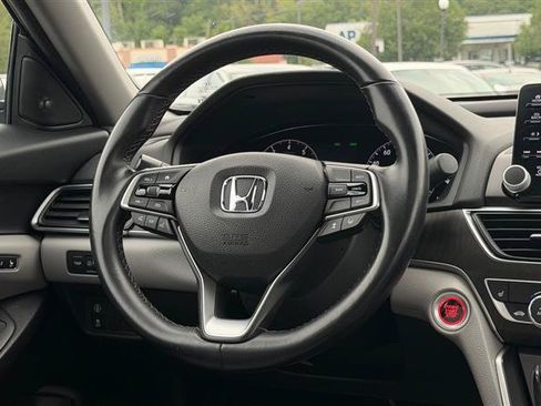 Used 2018 Honda Accord EX-L image 28