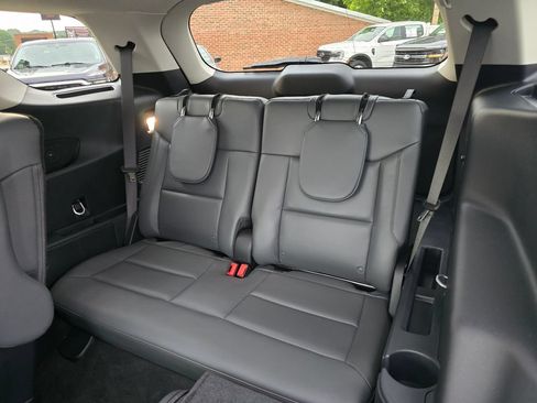 Used 2026 Ford Explorer Active w/ Active Comfort Package AWD/4WD image 13
