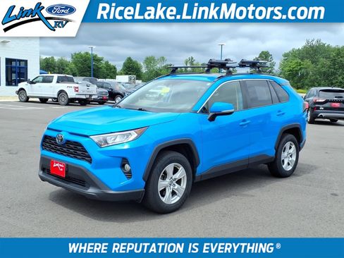Used 2019 Toyota RAV4 XLE w/ Convenience Package AWD/4WD image 1