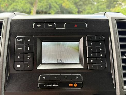 Used 2020 Ford F250 XL w/ Power Equipment Group AWD/4WD image 19