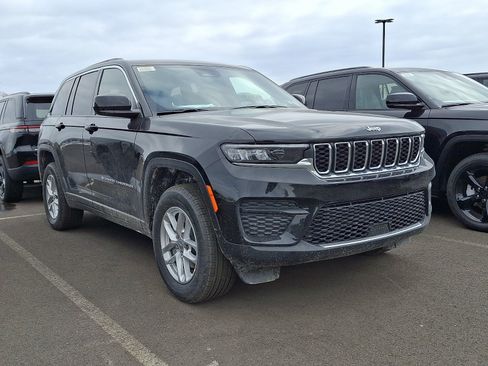 New 2026 Jeep Grand Cherokee Laredo X AWD/4WD image 1