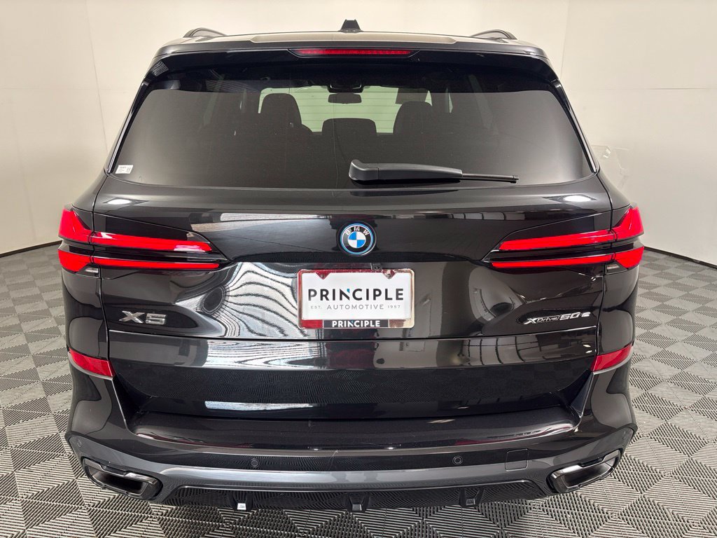 Certified 2026 BMW X5 xDrive50e w/ M Sport Package AWD/4WD image 6