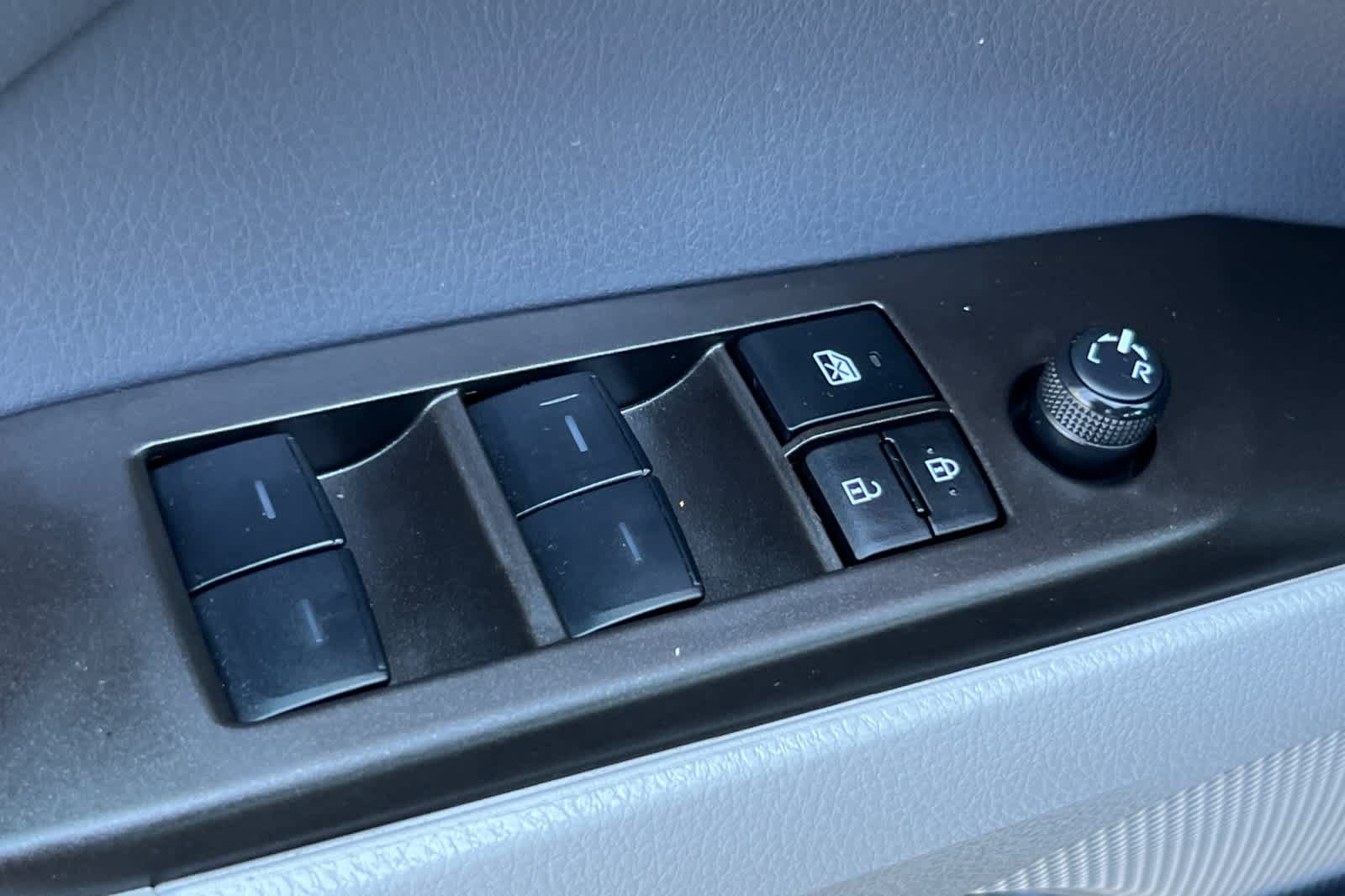 Certified 2023 Toyota Camry LE FWD image 13