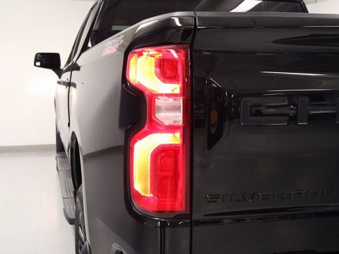 Used 2022 Chevrolet Silverado 1500 Custom Trail Boss w/ Safety Confidence Package image 12