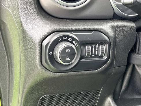 Used 2021 Jeep Gladiator Rubicon image 26