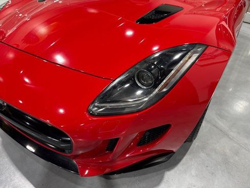 Used 2016 Jaguar F-TYPE R AWD/4WD image 32