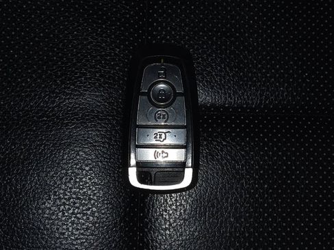 Used 2019 Ford Expedition XLT w/ Equipment Group 202A image 32