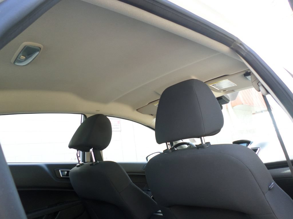 Used 2014 Ford Fiesta SE FWD image 18