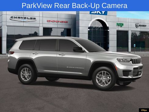 New 2025 Jeep Grand Cherokee L Laredo image 13
