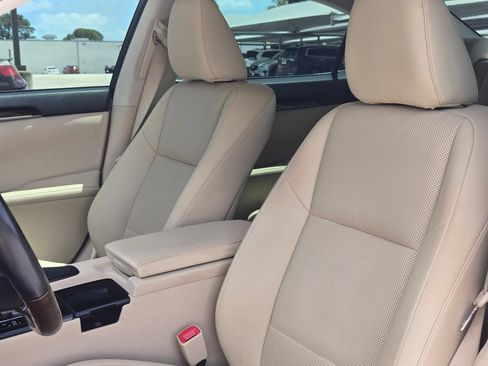 Used 2015 Lexus ES 350 w/ Premium Package FWD image 14