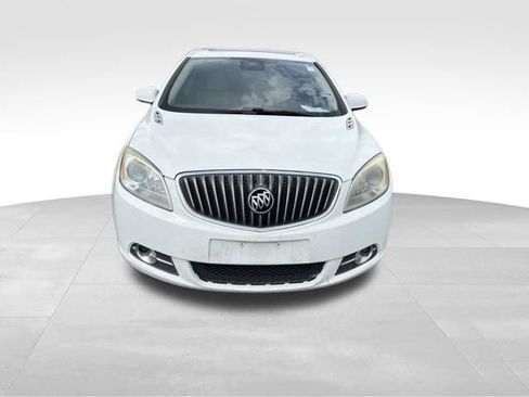 Used 2013 Buick Verano FWD image 2