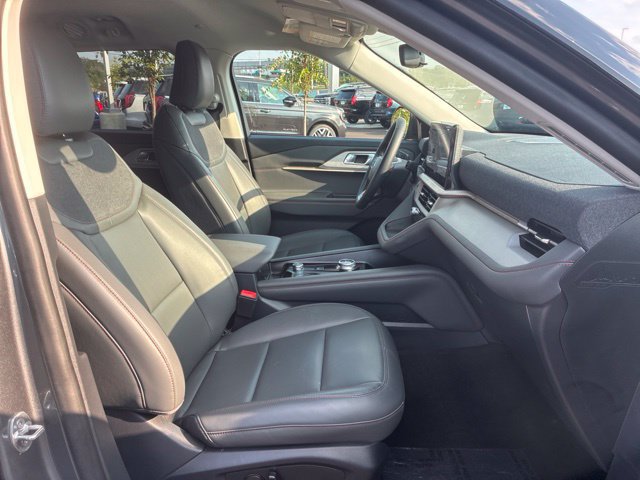 New 2026 Ford Explorer Active w/ Active Comfort Package AWD/4WD image 35