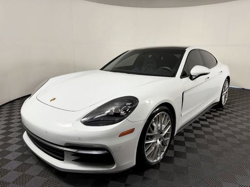 Used 2017 Porsche Panamera 4 AWD/4WD image 2