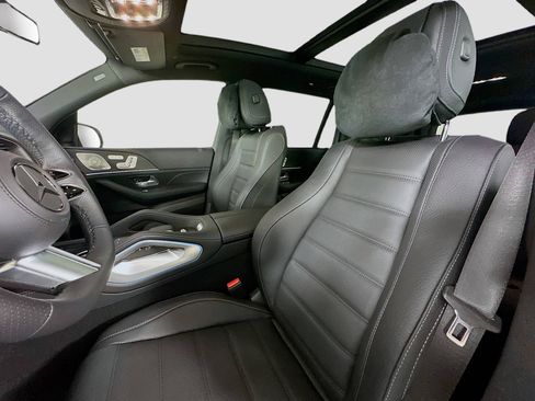 Used 2026 Mercedes-Benz GLS 580 4MATIC image 27