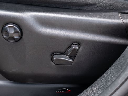 Used 2023 Dodge Durango R/T RWD image 39