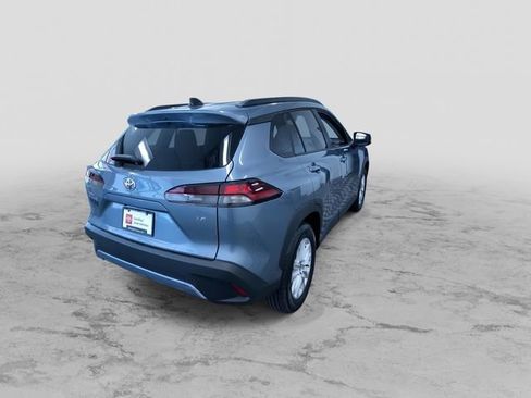 Certified 2026 Toyota Corolla Cross LE FWD image 9