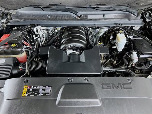 Used 2018 GMC Yukon Denali w/ Denali Ultimate Package image 32