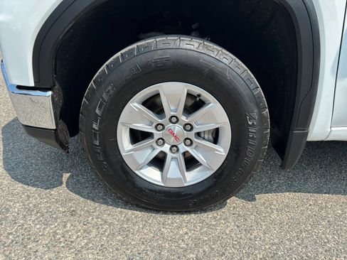 Used 2023 GMC Sierra 1500 Pro AWD/4WD image 10