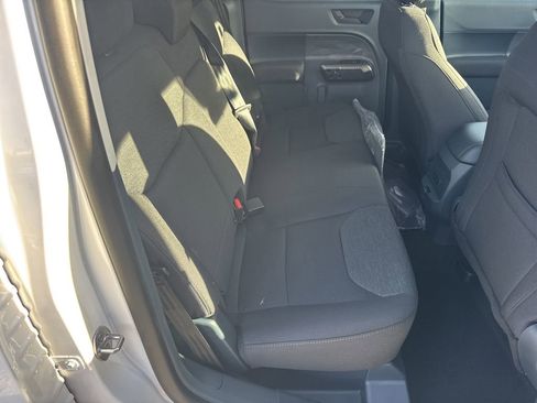 New 2025 Ford Maverick XL image 15