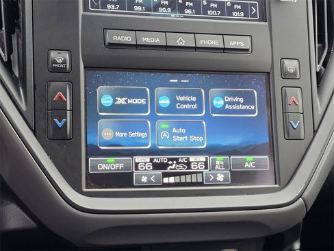 Used 2024 Subaru Crosstrek 2.0i image 21