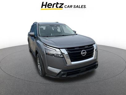 Used 2025 Nissan Pathfinder SV