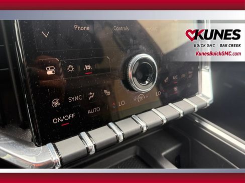 Used 2024 GMC Acadia Elevation FWD image 23