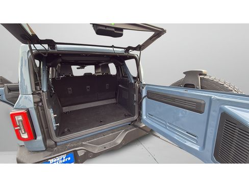 Certified 2025 Ford Bronco Outer Banks AWD/4WD image 28