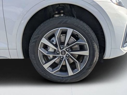 Used 2024 Audi Q5 2.0T Premium Plus AWD/4WD image 10