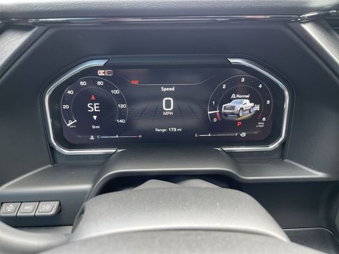 New 2026 GMC Sierra 1500 AT4 w/ AT4 Premium Package AWD/4WD image 11