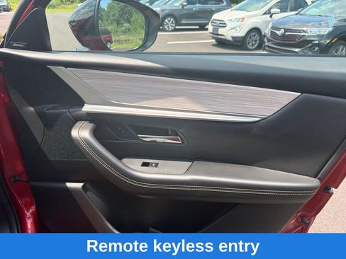 Used 2025 MAZDA CX-70 Plug-In Hybrid w/ Premium Pkg AWD/4WD image 27